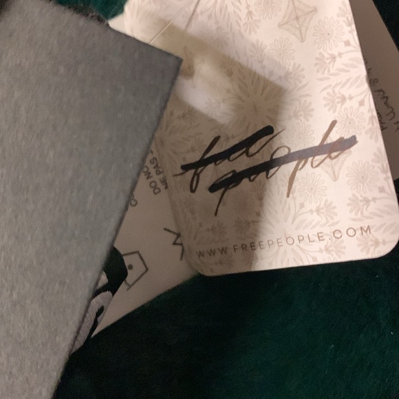 Free People x Apparis green Brady blanket new with tags - Picture 4 of 4